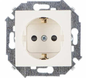 Розетка с заземлением 16А 2 50В слоновая кость Simon 15 1591432-031