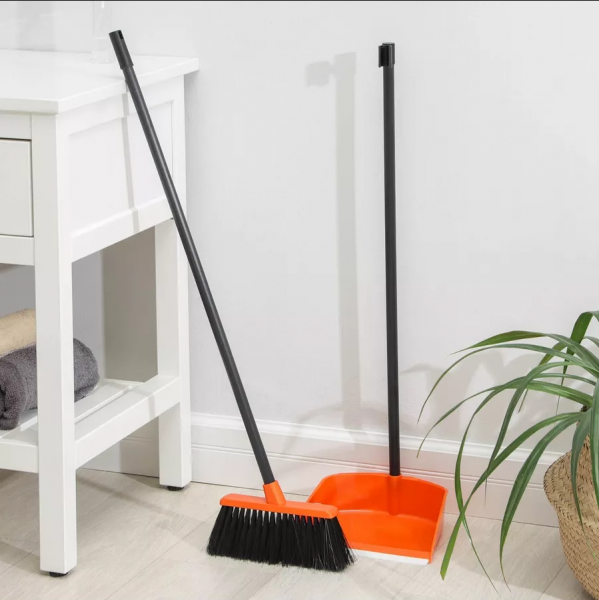 Щётка для пола с совком «Ленивка», 19,5×25×90 см, цвет оранжевый 1623173   